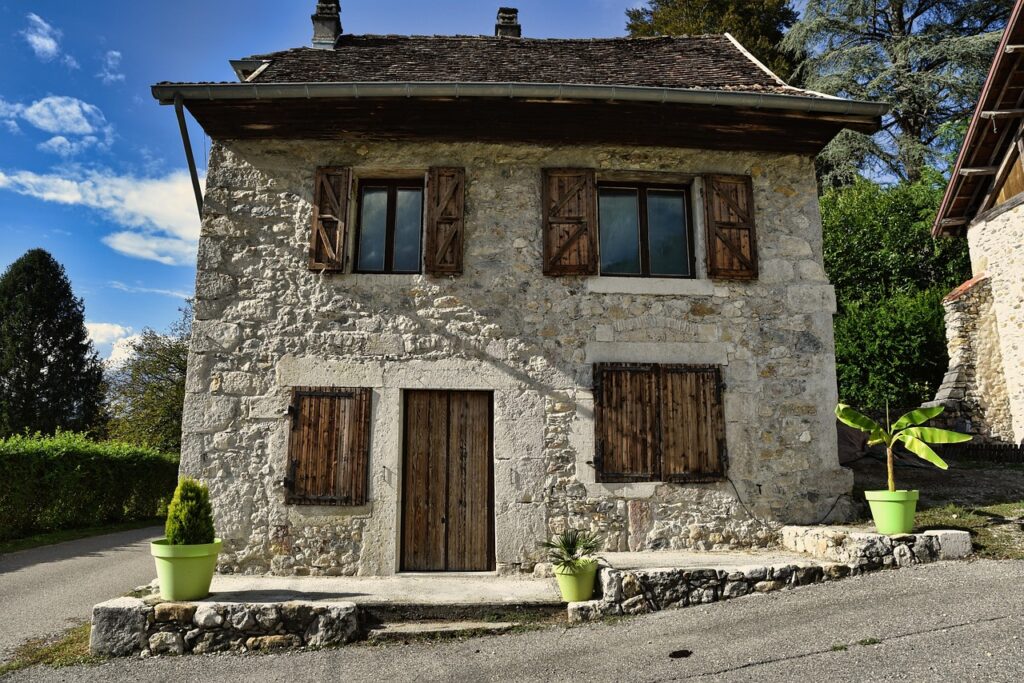 découvrez nos conseils et solutions pour la rénovation de votre maison : idées, astuces et accompagnement pour réussir vos travaux et moderniser votre intérieur efficacement.